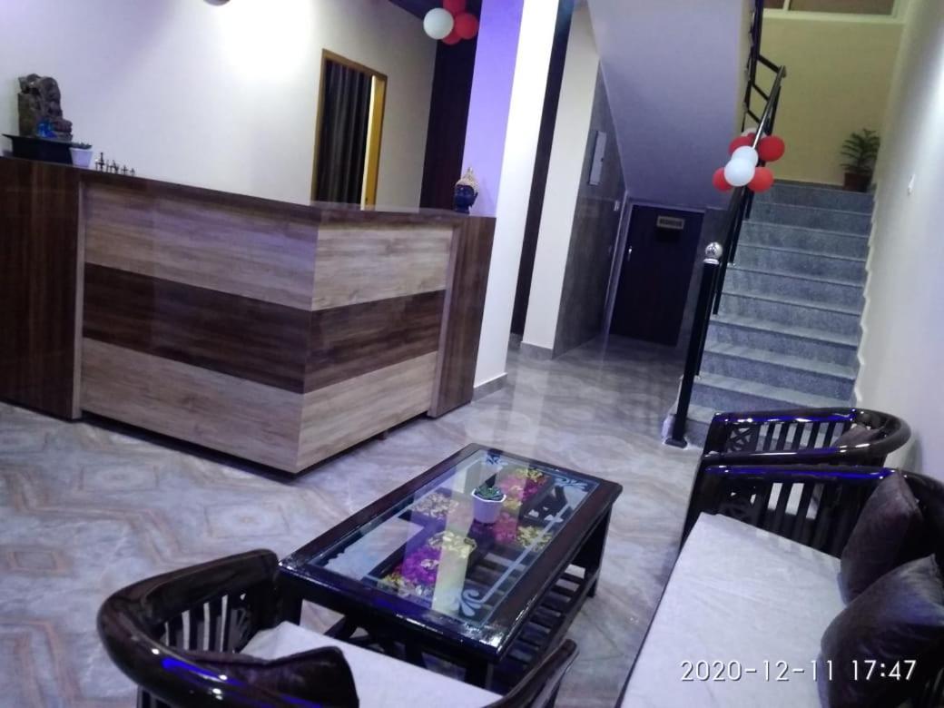 Hotel Krishna Ришикеш Экстерьер фото