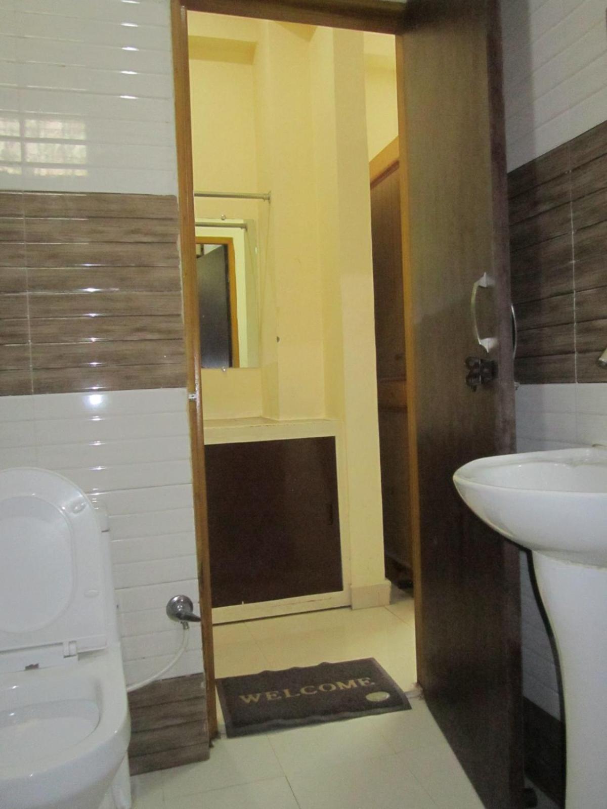 Hotel Krishna Ришикеш Экстерьер фото
